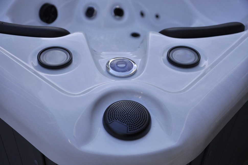 Гидромассажный СПА бассейн Kingston JCS-103 (рис.8) Гидромассажный СПА бассейн Kingston JCS-103 (рис.8)